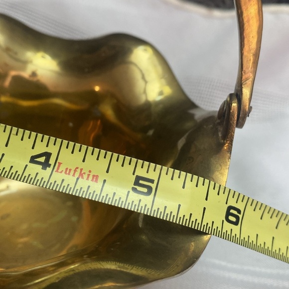 Vintage Brass Handle Basket - Picture 15 of 16